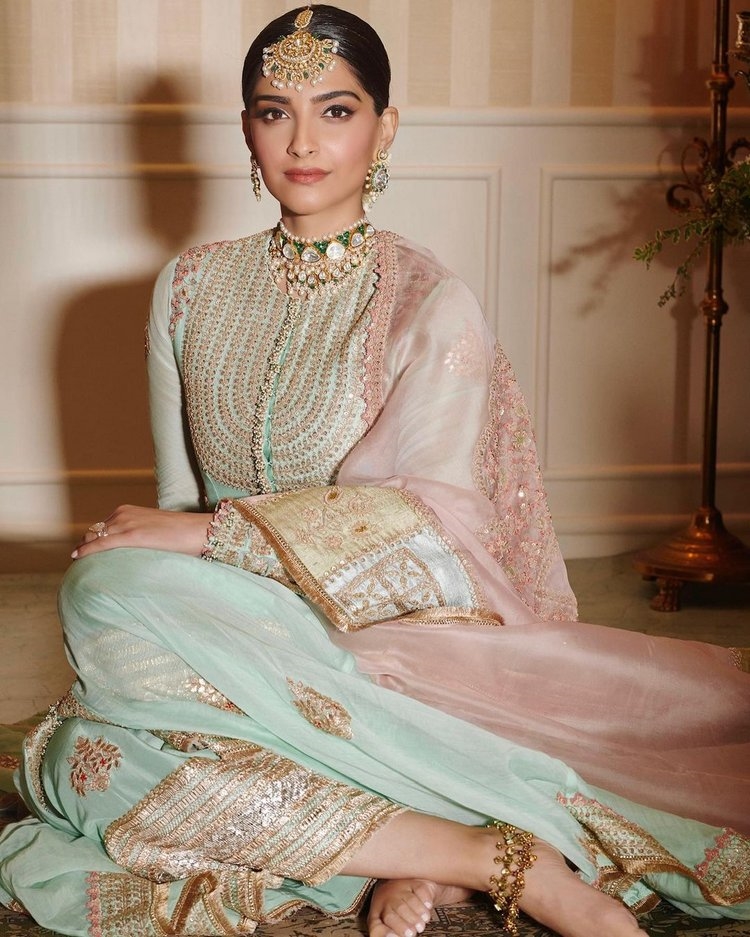 Sonam Kapoor Latest Photos Collection