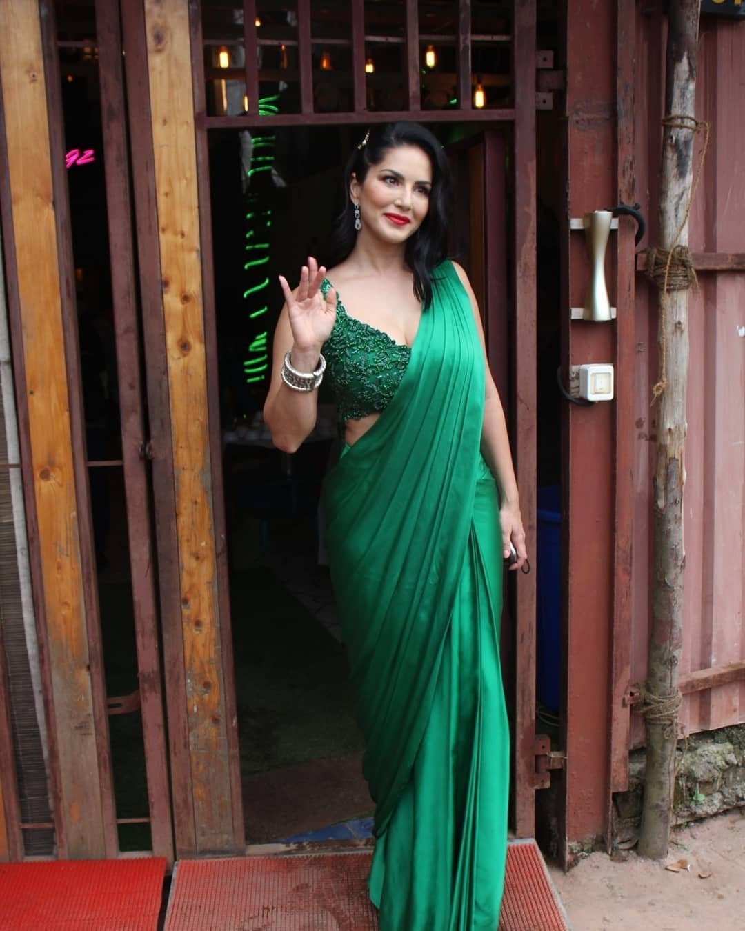 Sunny Leone Hot Photos In Saree