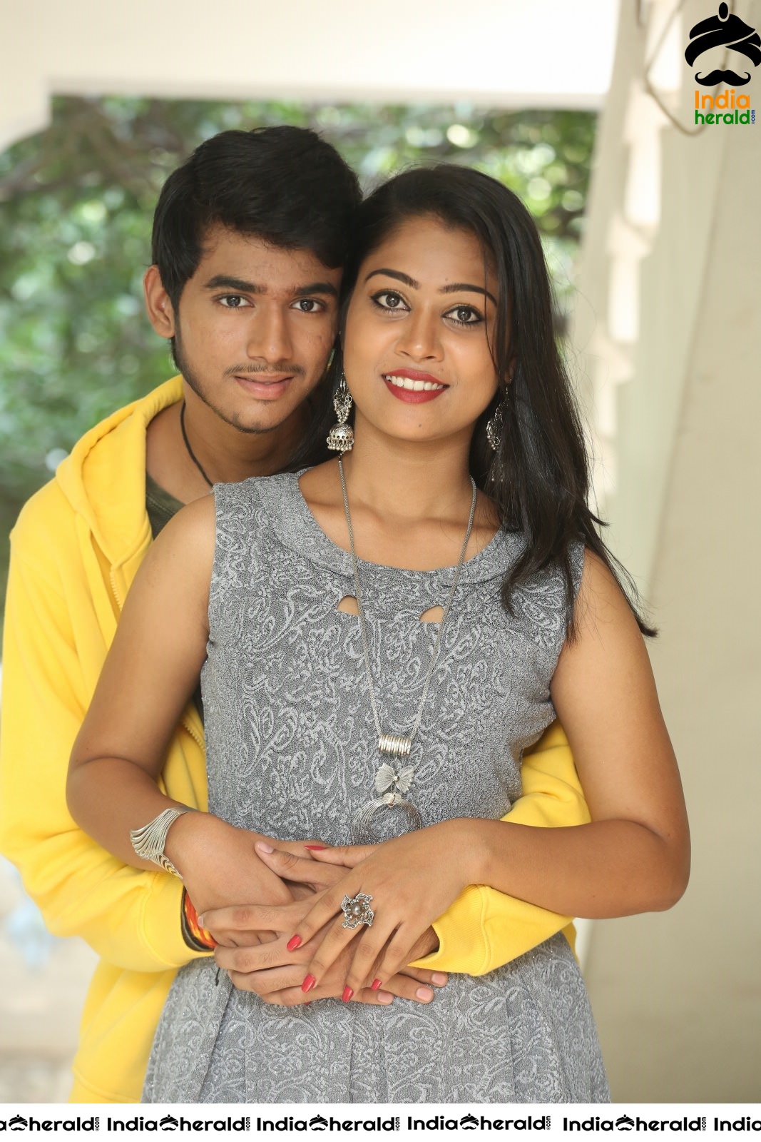 Actor Anvesh Photos with Actress Sarika Set 3