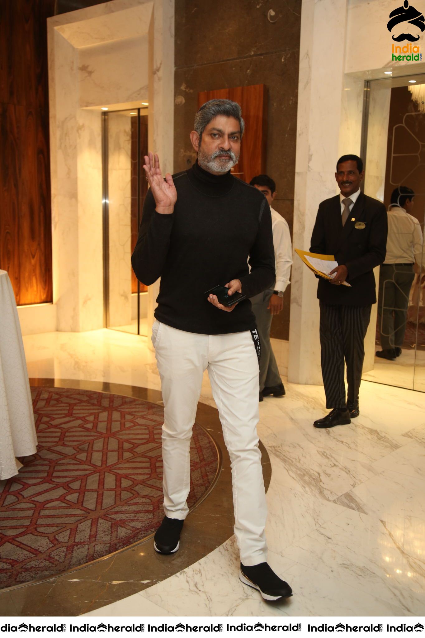 Actor Jagapathi Babu looking stylish with white beard Set 1