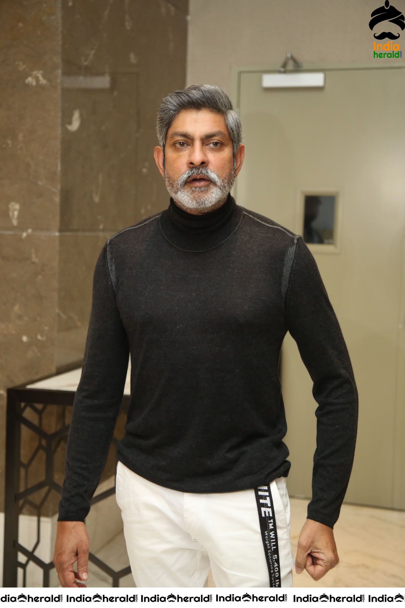 Actor Jagapathi Babu looking stylish with white beard Set 1