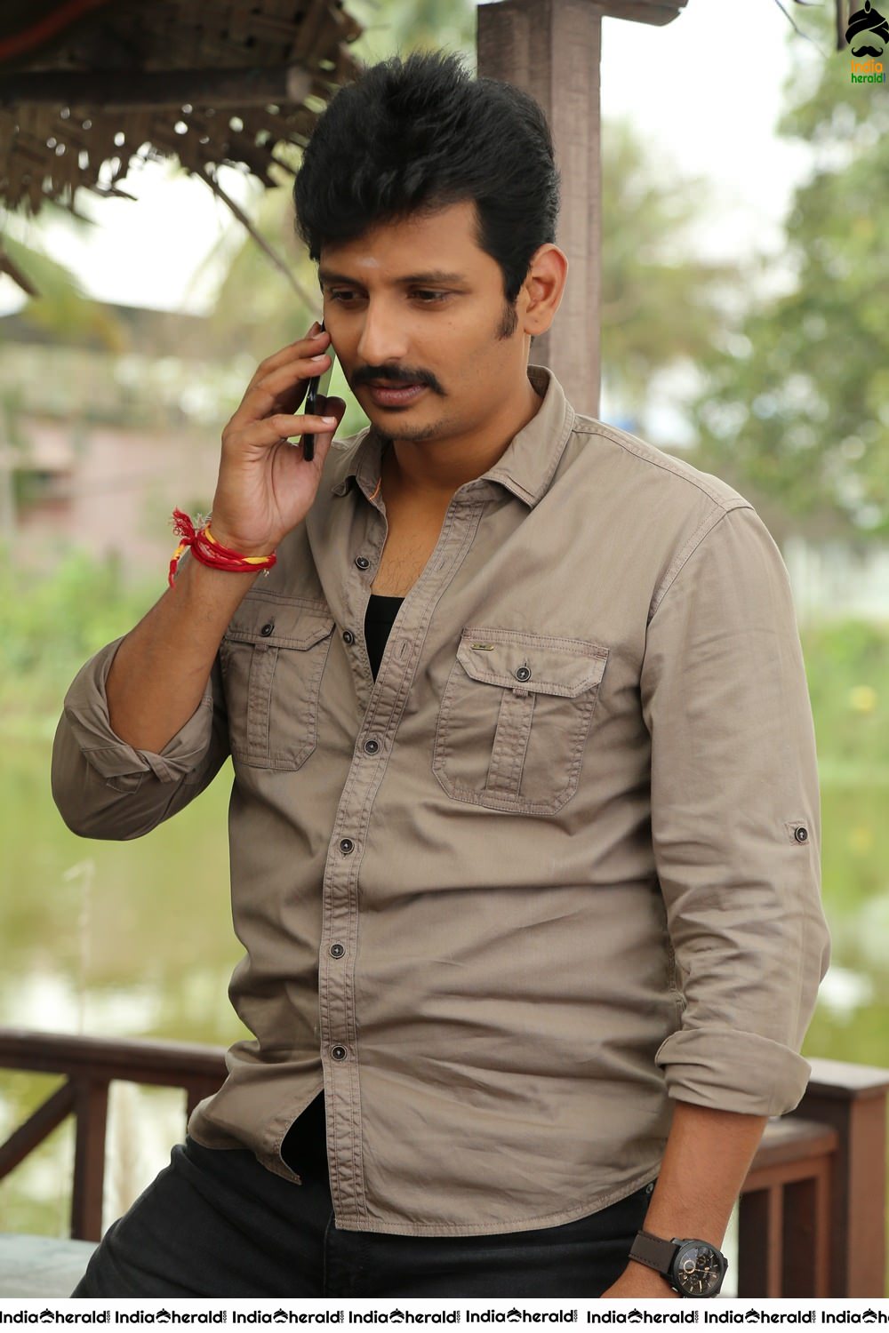 Actor Jiiva Latest Stills from the movie Seeru Set 2