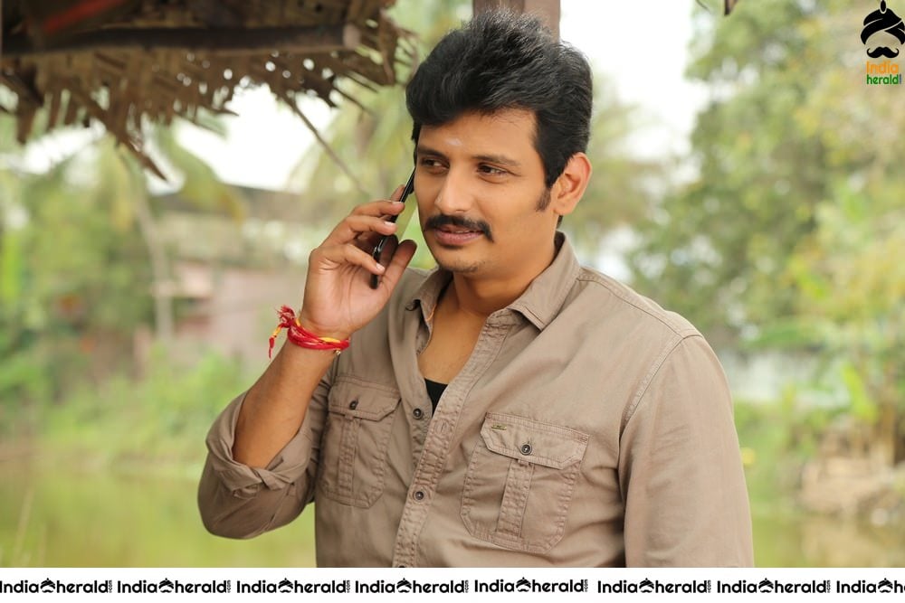 Actor Jiiva Latest Stills from the movie Seeru Set 2