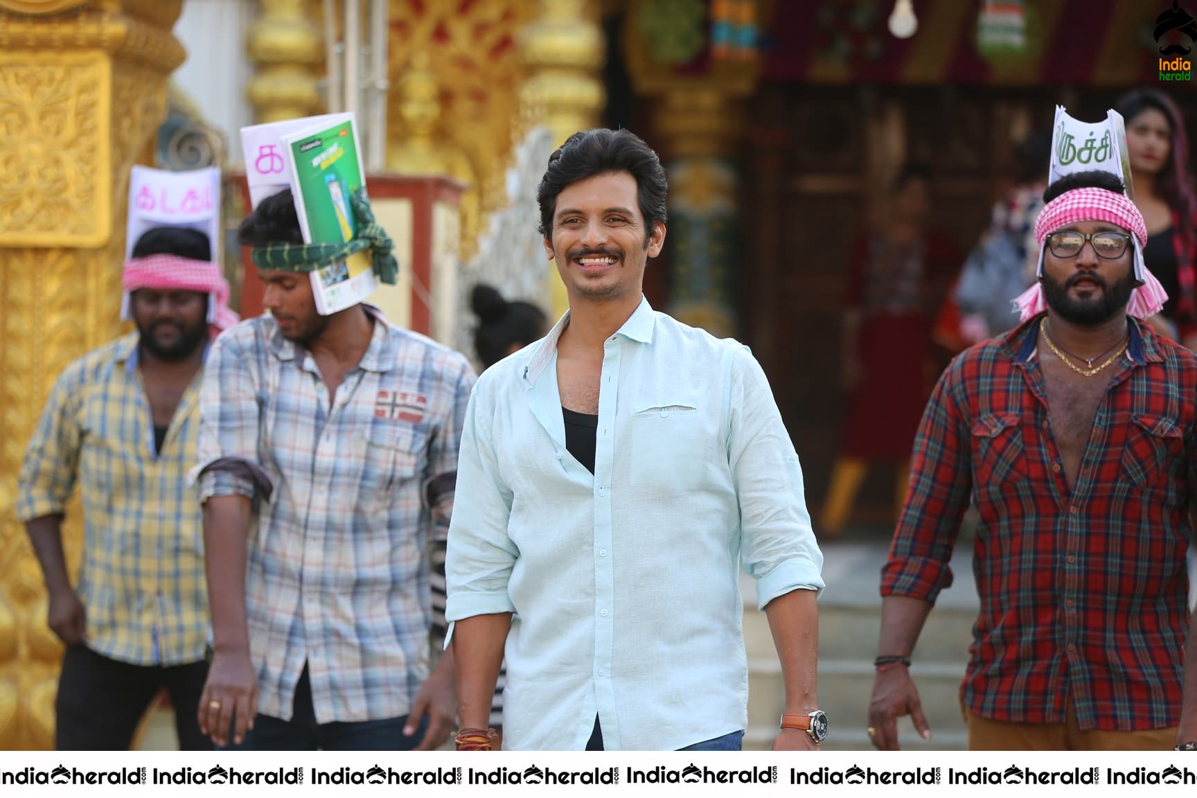 Actor Jiiva Photos from his recent Tamil release Set 2