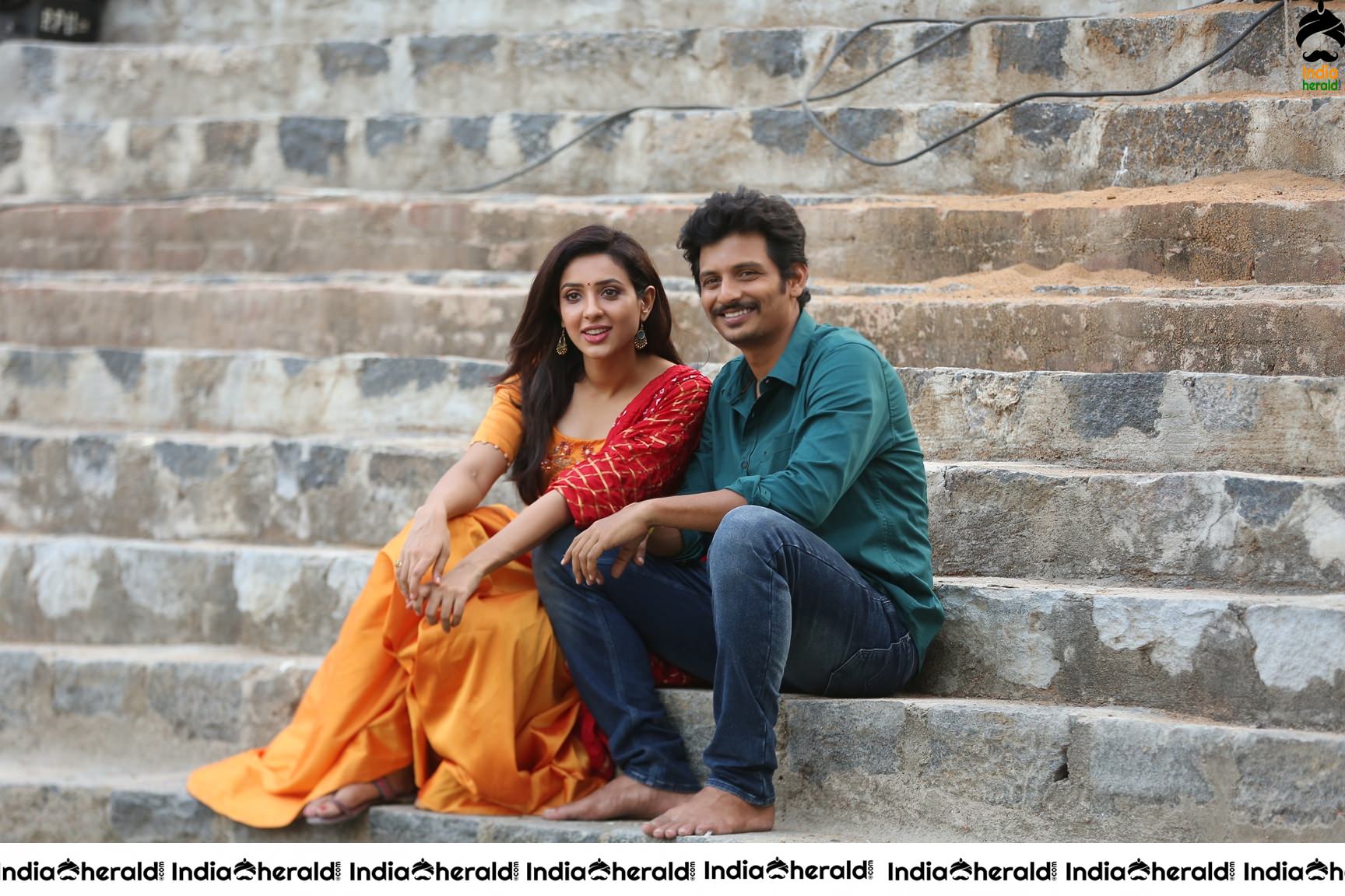 Actor Jiiva Photos from his recent Tamil release Set 2