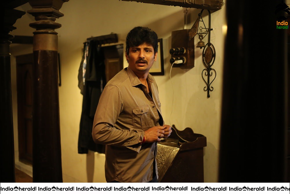 Actor Jiiva Photos from Seeru Tamil movie Set 2
