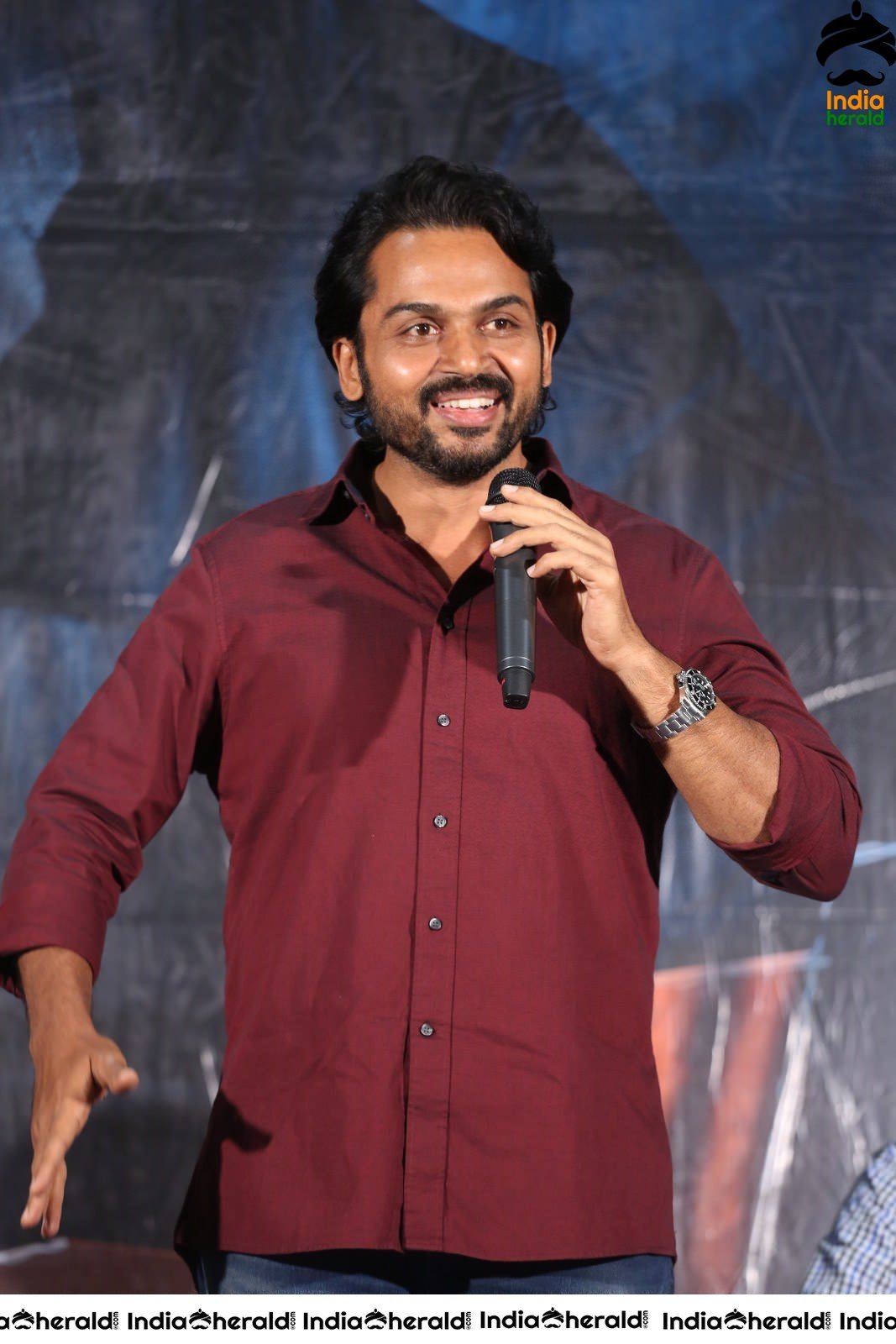 Actor Karthi Latest Stills from Khaidhi Success Meet Set 2