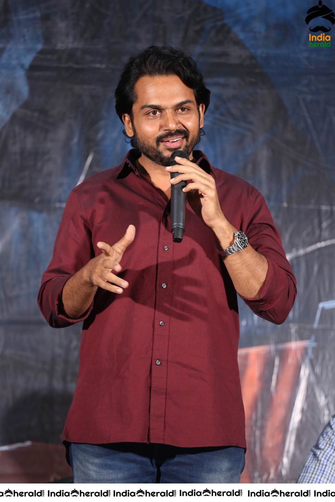 Actor Karthi Latest Stills from Khaidhi Success Meet Set 2