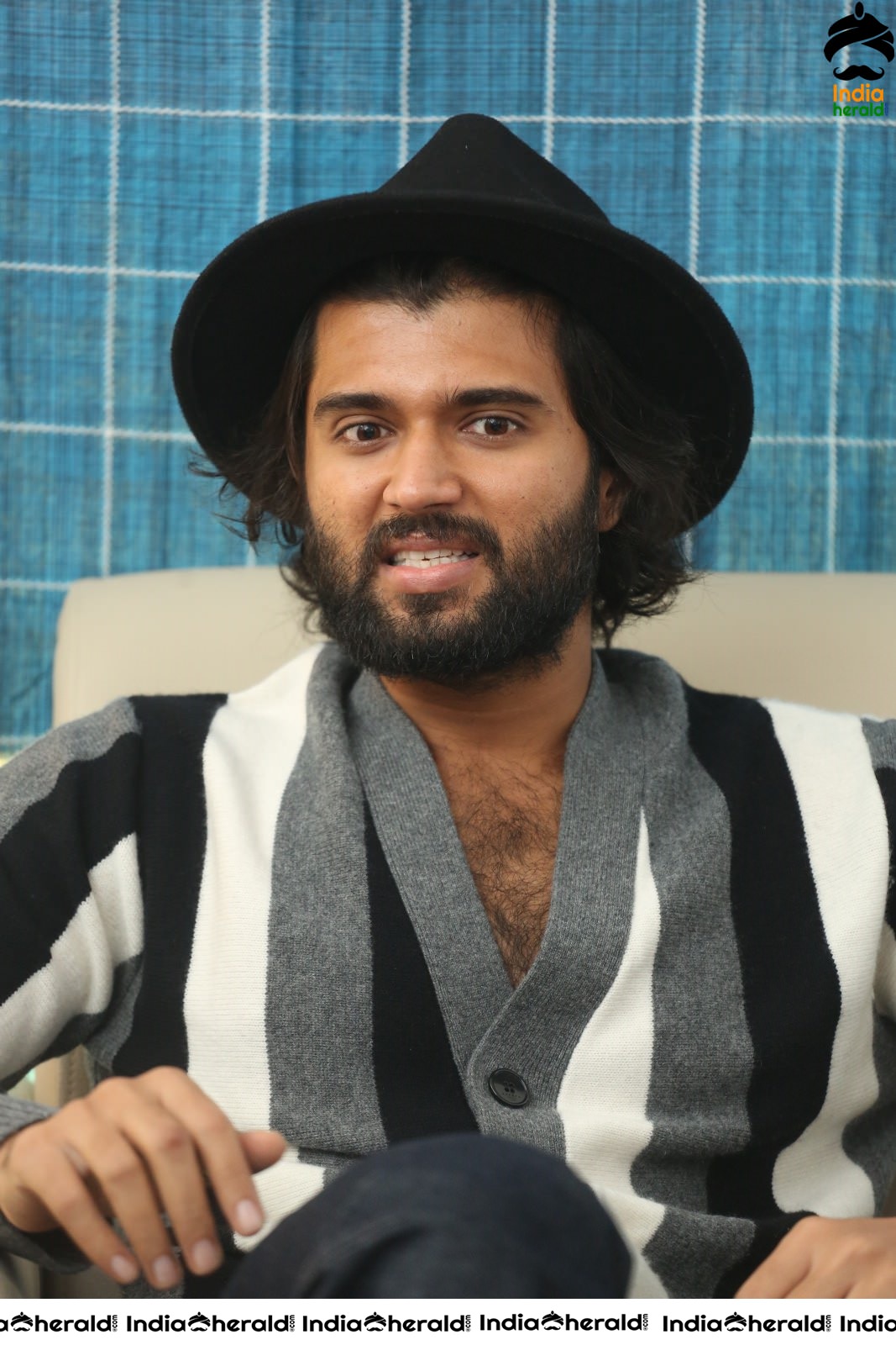 Actor Vijay Devarakonda Interview Post MMC Success Set 2