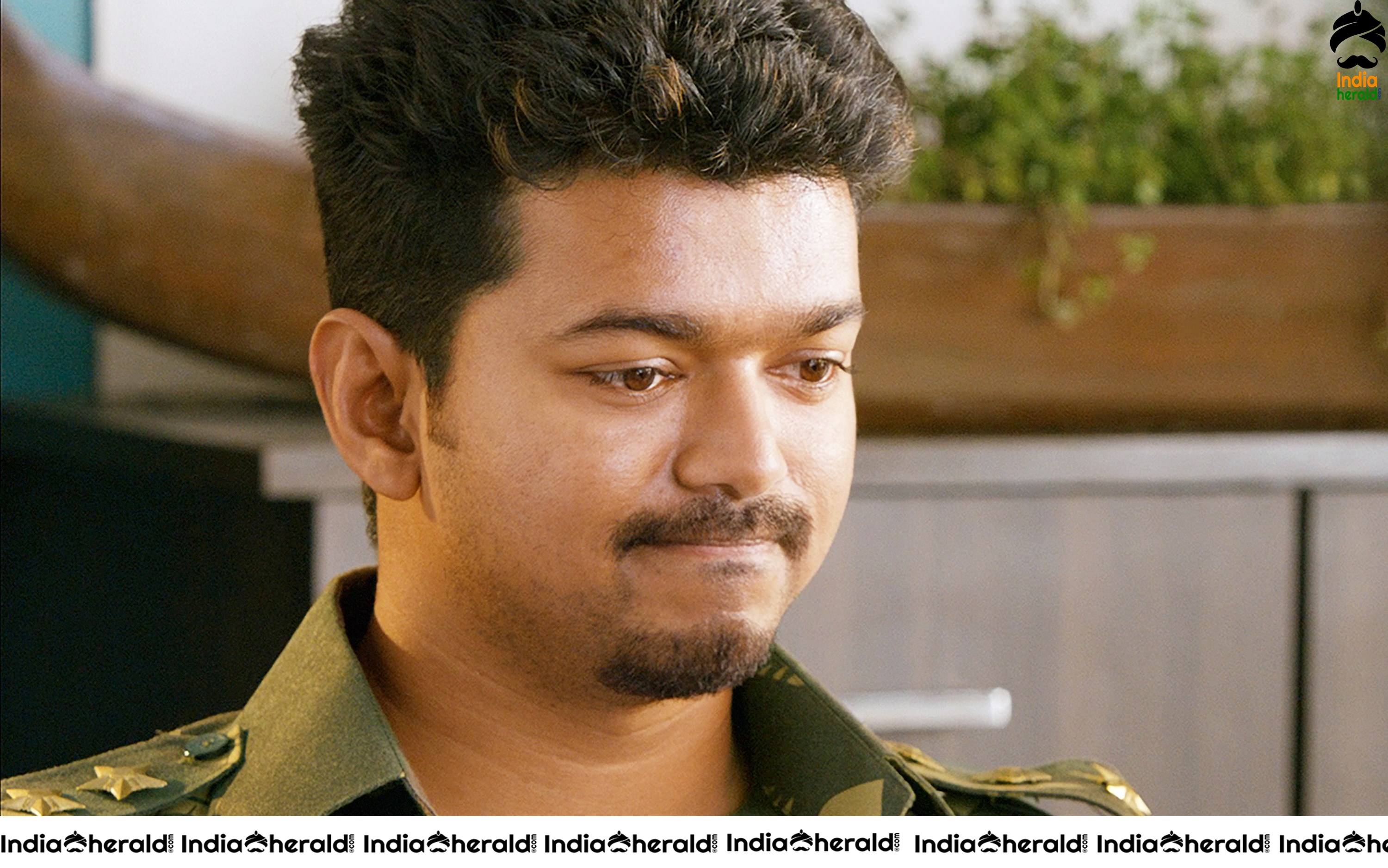 Actor Vijay Rare and Unseen HD Stills from Thuppakki Set 3