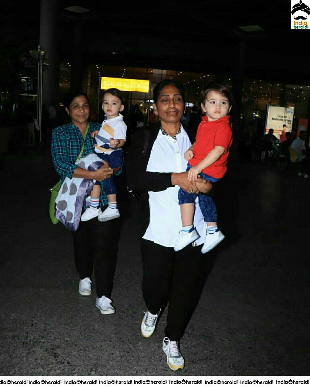 Adorable Ceone Family Clicked At Airport