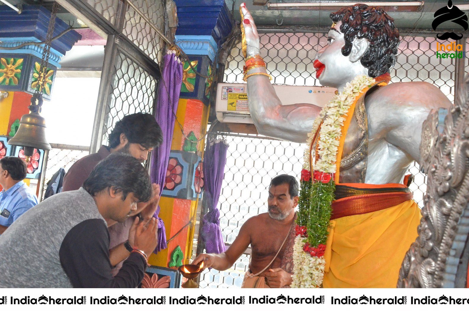 Gaddalakonda Ganesh At Hanuman Junction Set 2