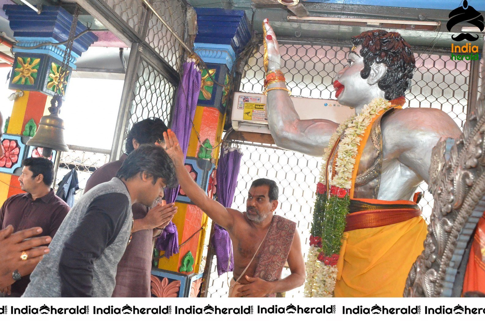 Gaddalakonda Ganesh At Hanuman Junction Set 2