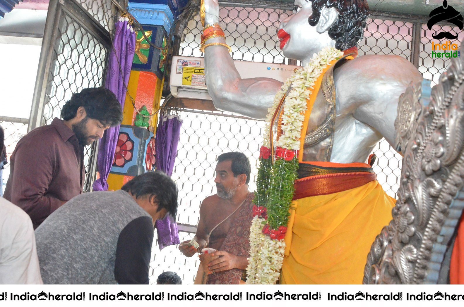 Gaddalakonda Ganesh At Hanuman Junction Set 2