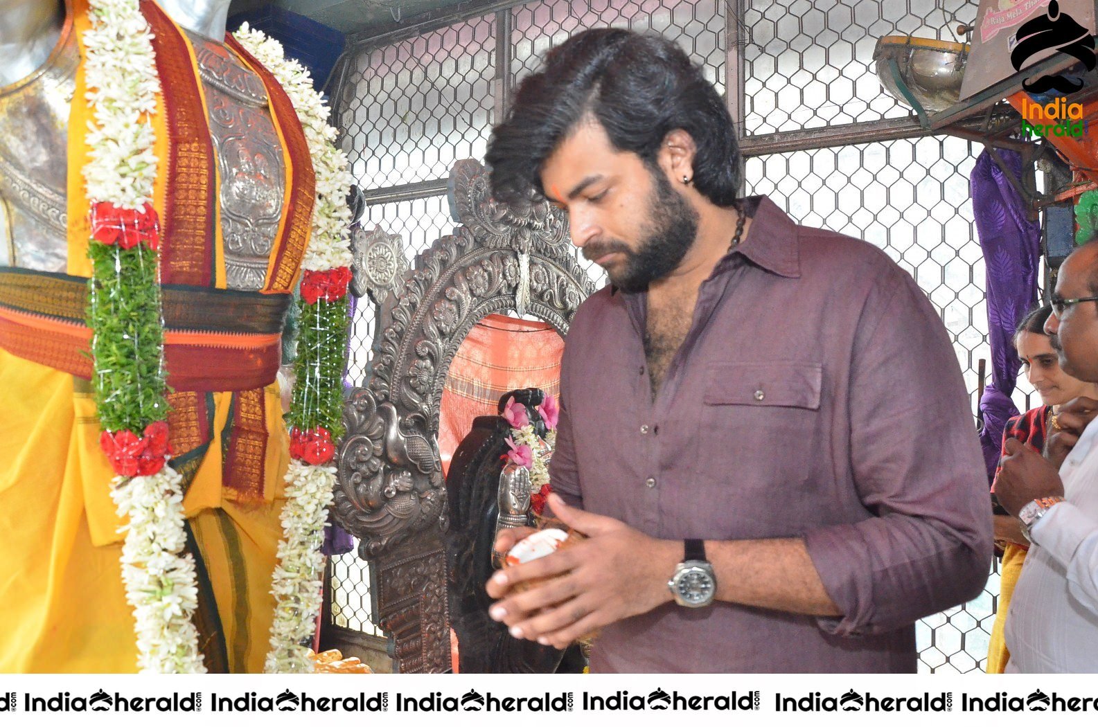 Gaddalakonda Ganesh At Hanuman Junction Set 2