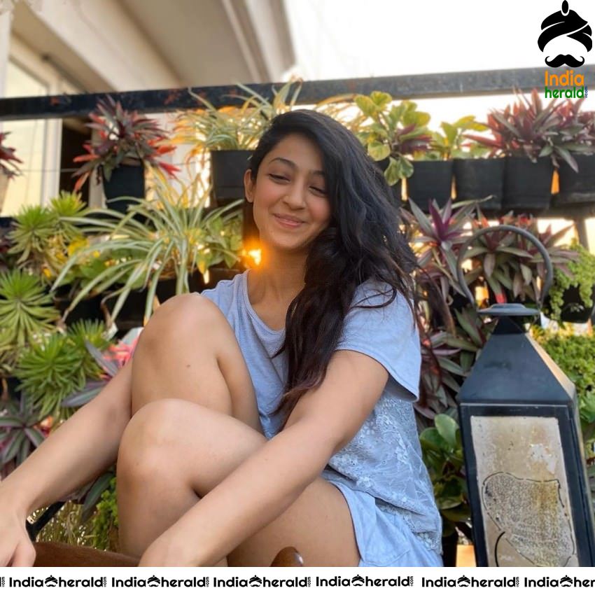 Aindrita Ray will tempt your mood in these Hot Photos Set 1