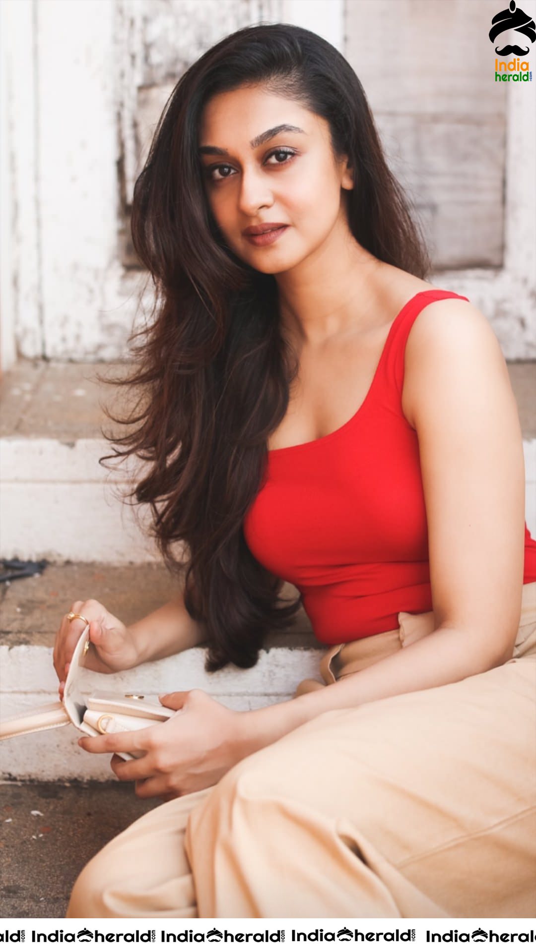 Aishwarya Arjun in Red Sleeveless Banian and she is too hot