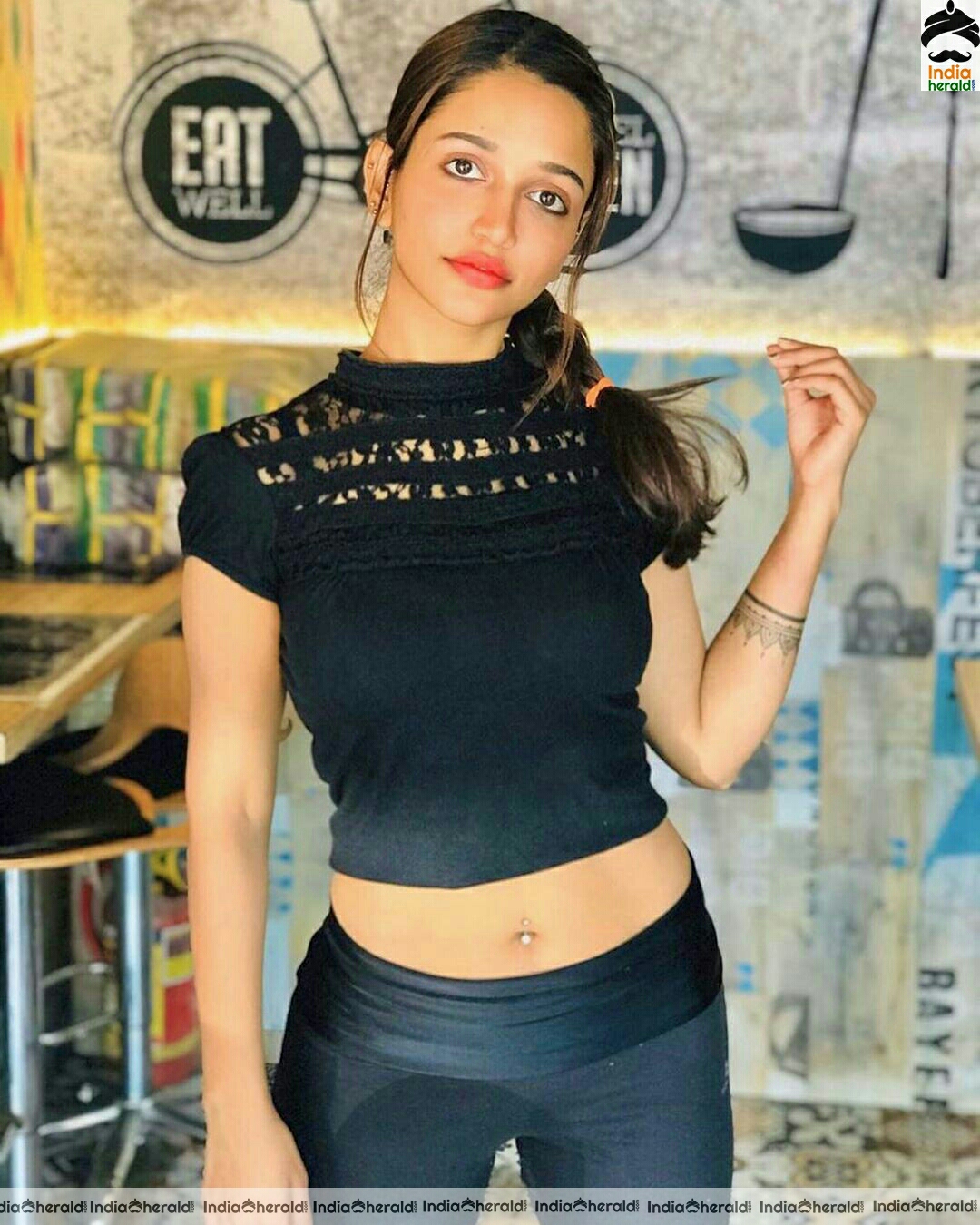 Anaika Soti Shows Her Hot Waist In These Black Dress Stills