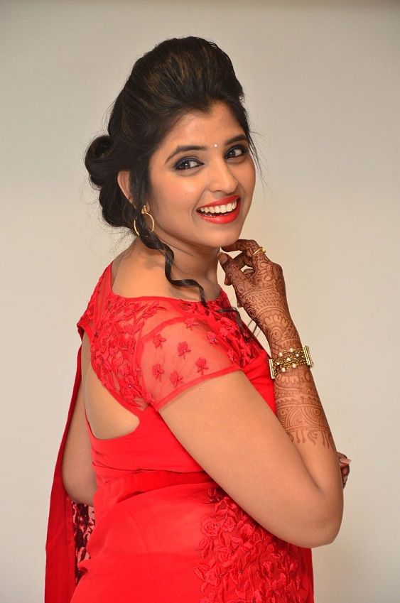 Anchor Syamala Latest Photo Stills