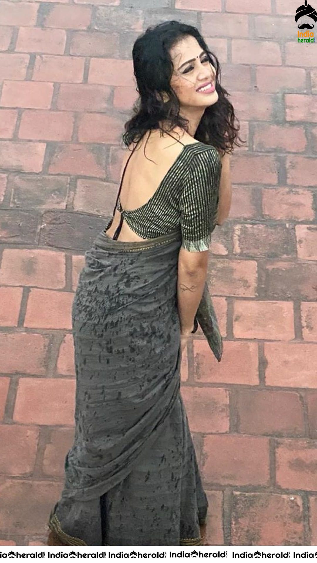 Anjana Rangan Hot Saree Photoshoot