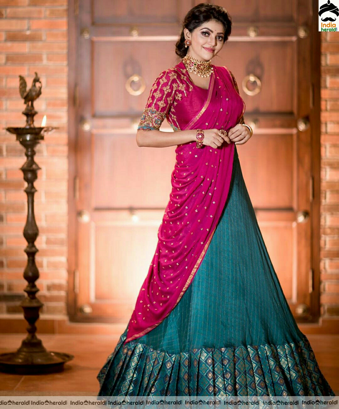 Meenakshi Govindharajan half saree stills - South Indian Actress | Half  saree, Saree photoshoot, Indian beauty saree