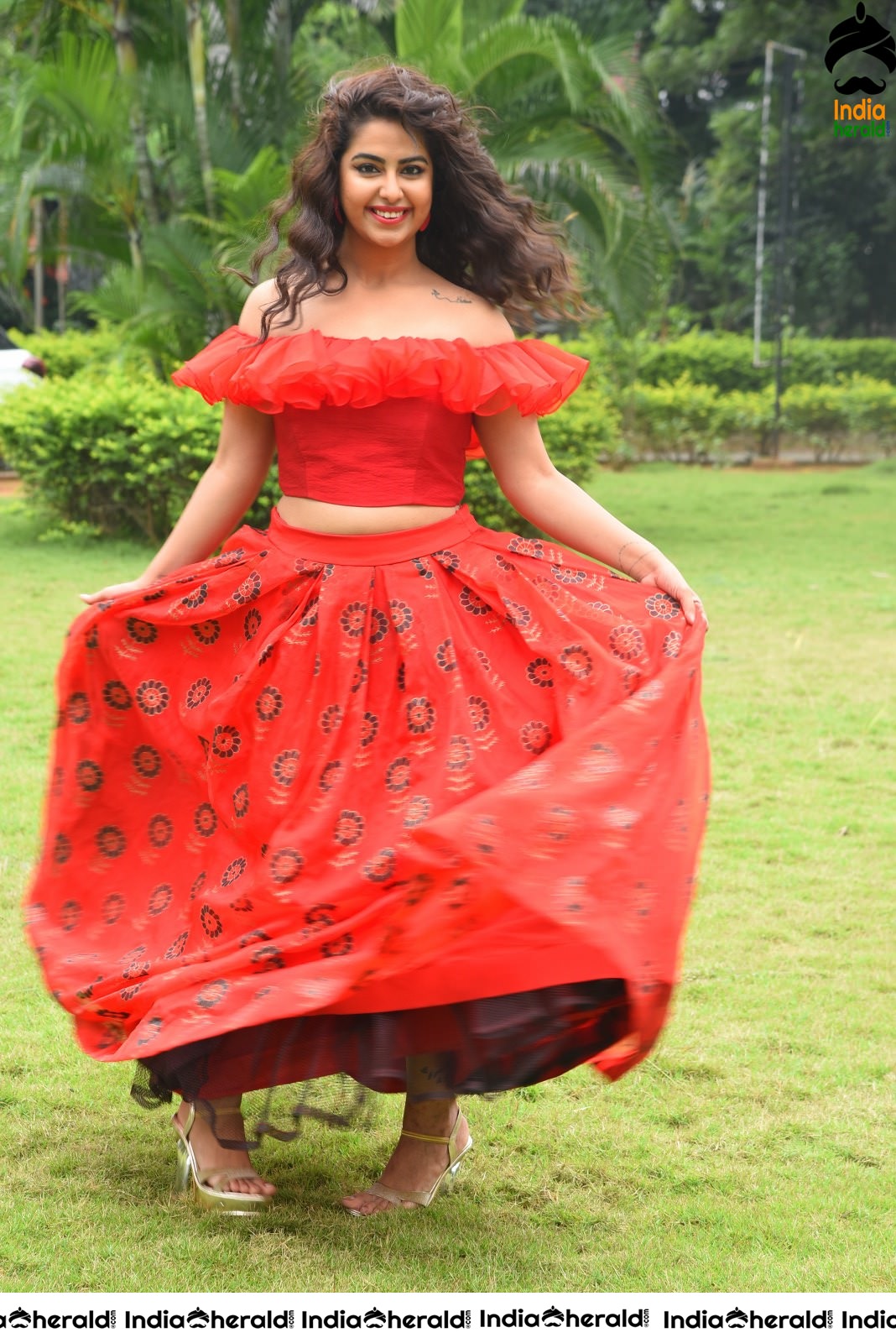 Avika Gor Cute and Teasing Hot Photos Compilation Set 2