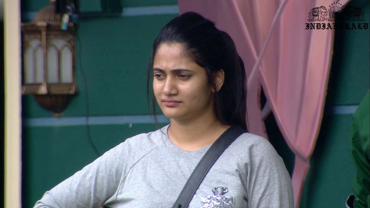 Bigg Boss Season 3 Tamil Day 4 Stills Set 2