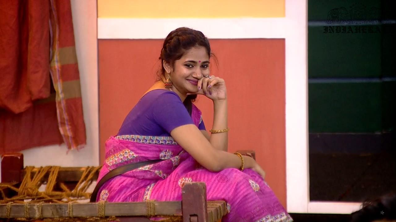 Bigg Boss Tamil Season 3 Day 30 Hot Stills Set 3