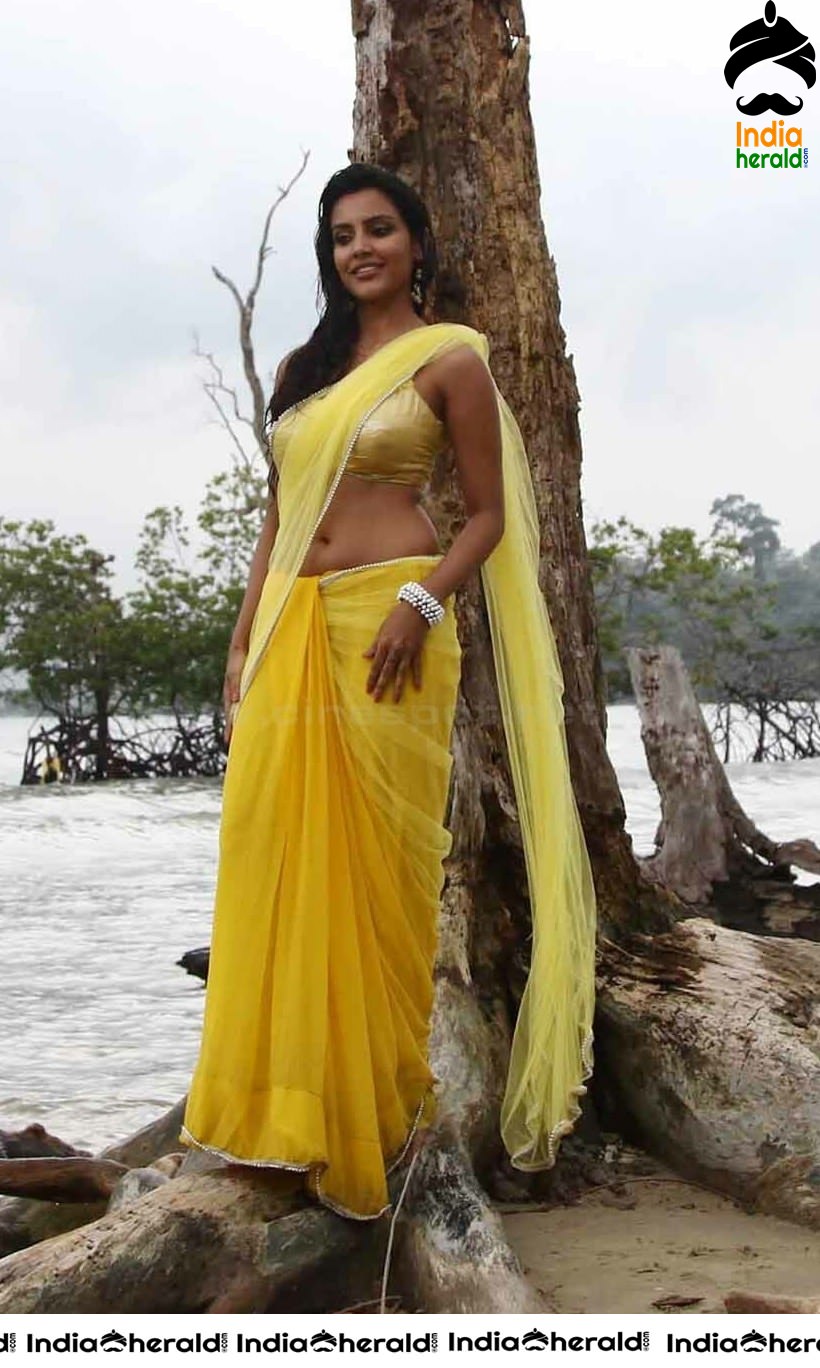 Priya Anand brightens our day in a yellow silk saree!