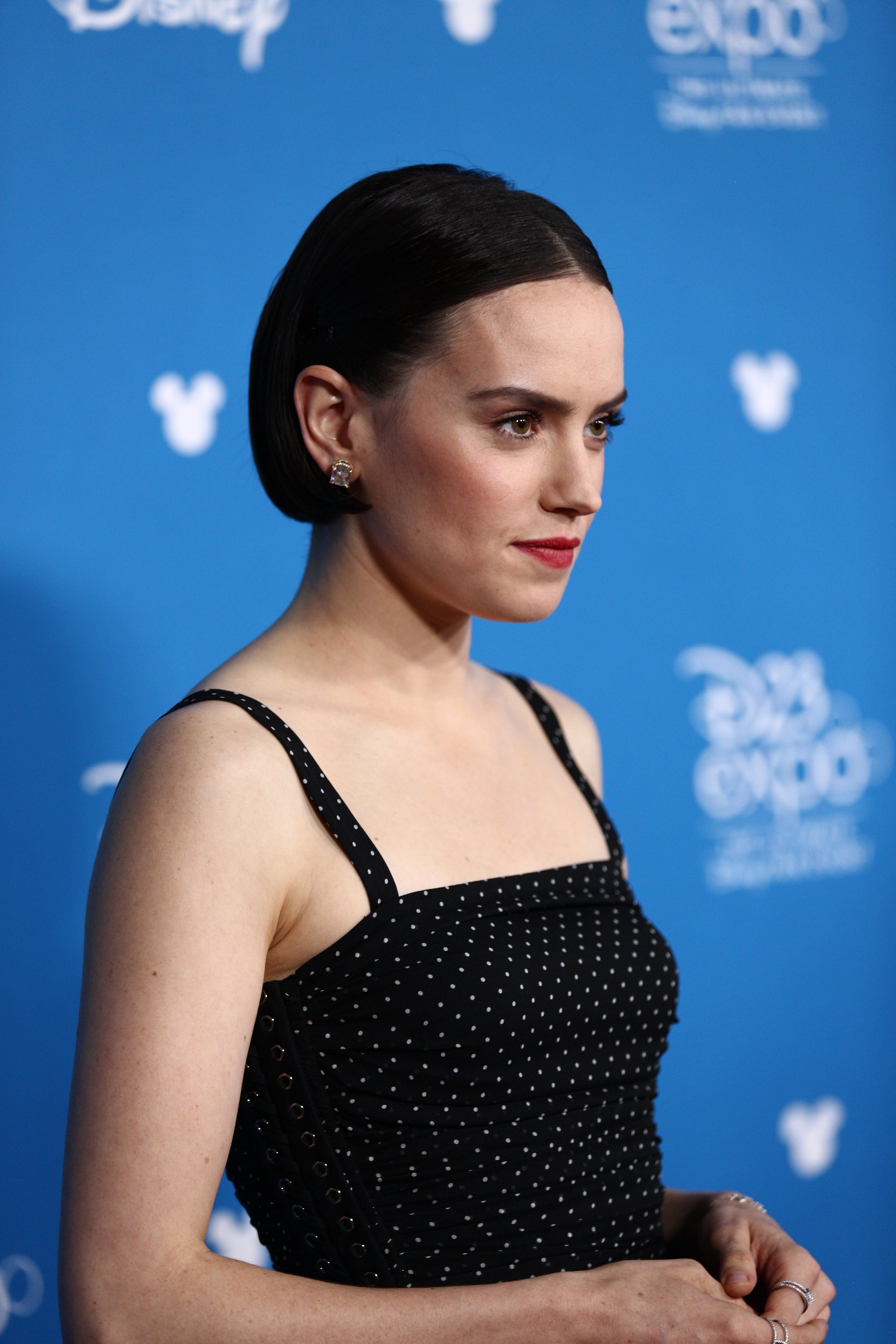 Daisy Ridley At D23 Disney Expo Legents Event Set 1