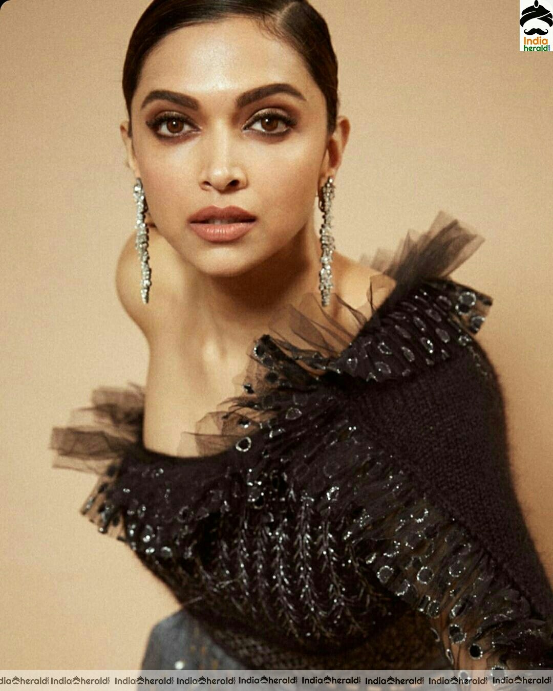 Deepika padukone latest Black Hot Stills