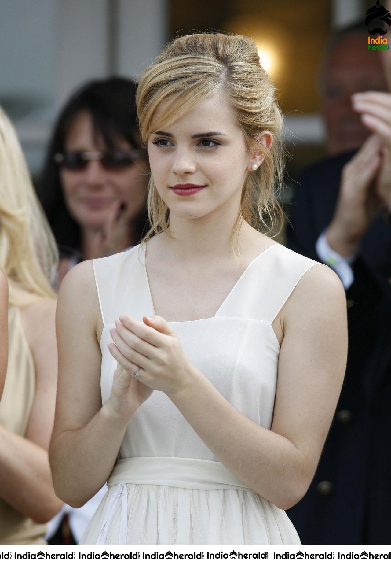 Emma Watson at Cartier International Polo in Windsor Set 4