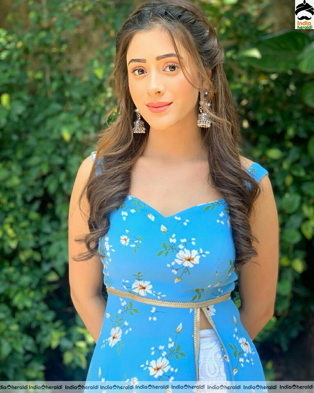 Hiba Nawab Cute Blue Dress Stills