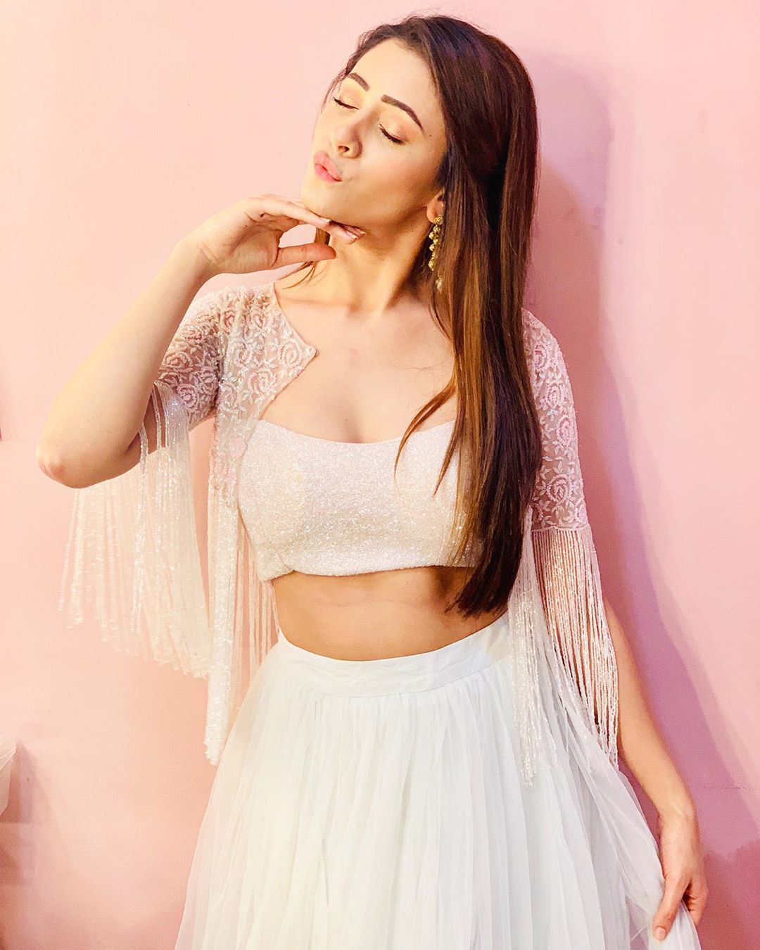 Hiba Nawab Oozing Sex Appeal In A Sexy White Dress