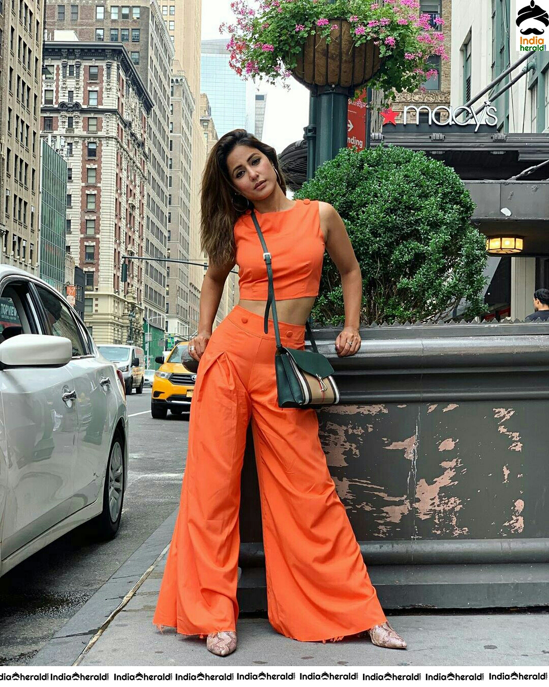 Hina Khan Beautiful Stills In Orange Colour Dress