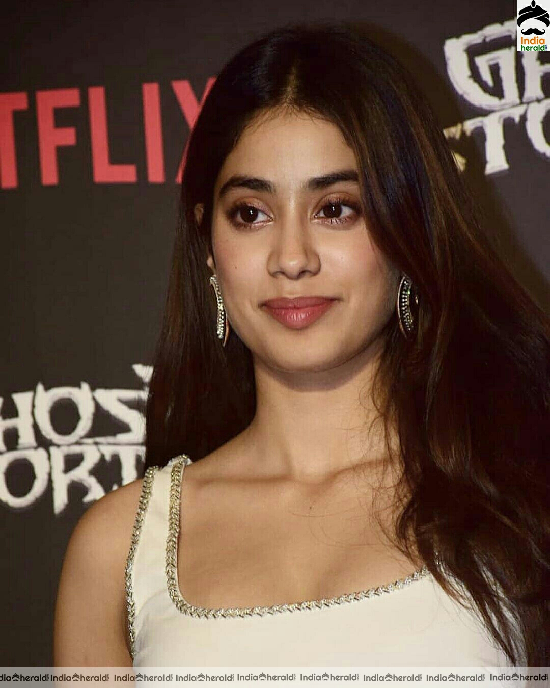 Janhvi Kapoor Hot In White Sleeveless dress