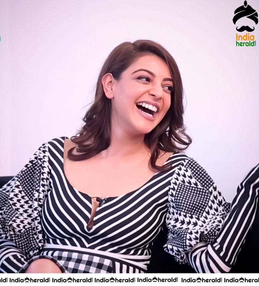 Kajal Aggarwal Latest Hot Thigh Show Clicks