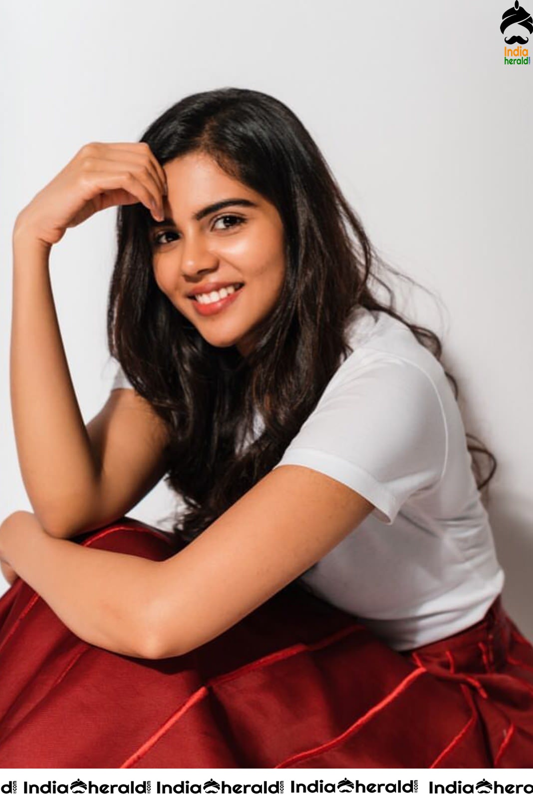 Kalyani Priyadarshan Hot and Cute Photoshoot Collection Set 1