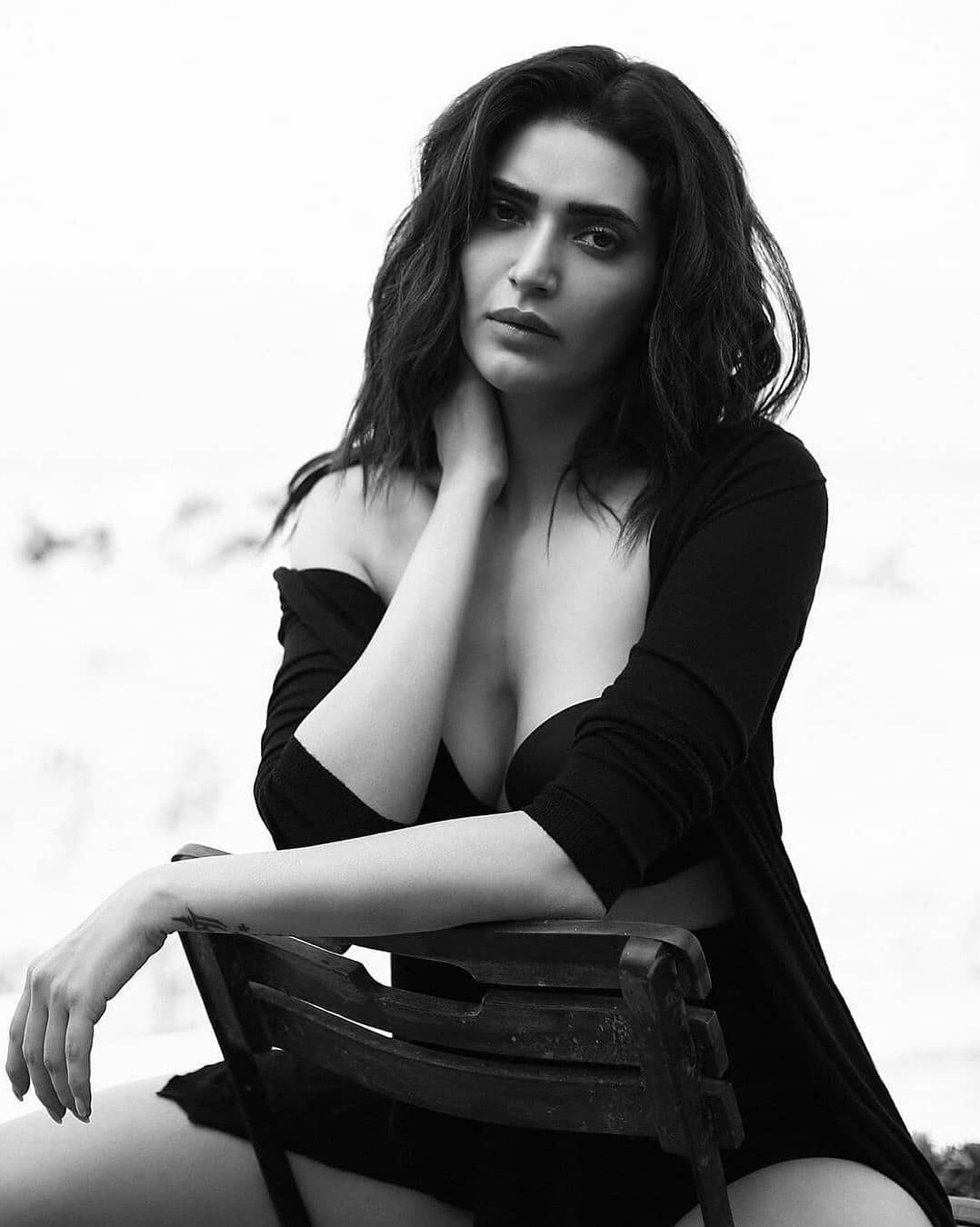 Karishma Tanna Photos Compilation