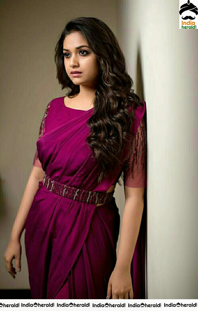 Keerthy Suresh Looking Dapper And Hot In These Photoshoot