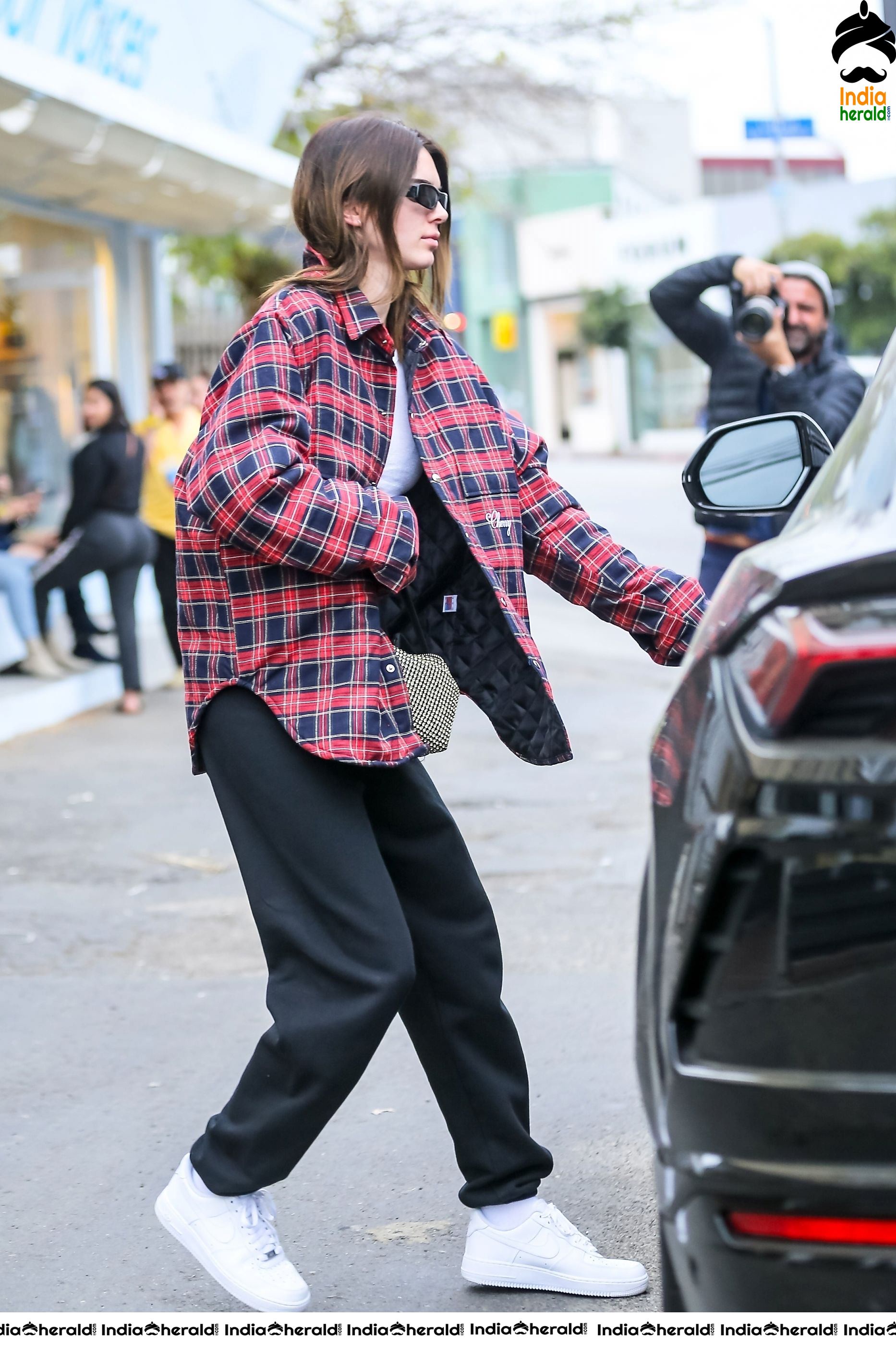 Kendall Jenner Out for a coffee run at Alfred Coffee on Melrose Place