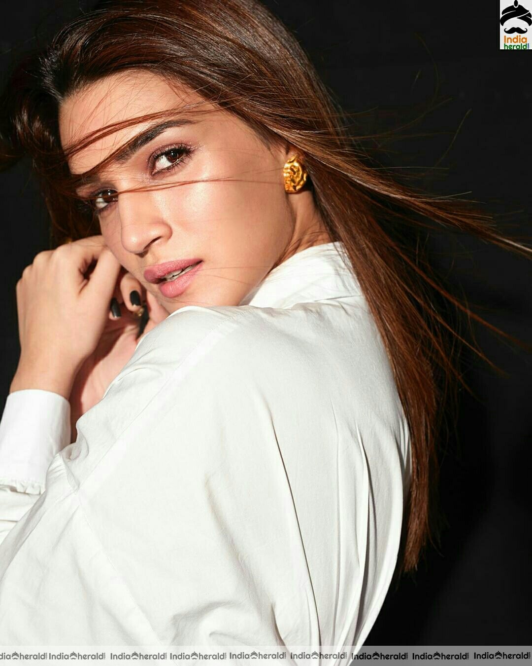 Kriti Sanon latest cute white dress stills