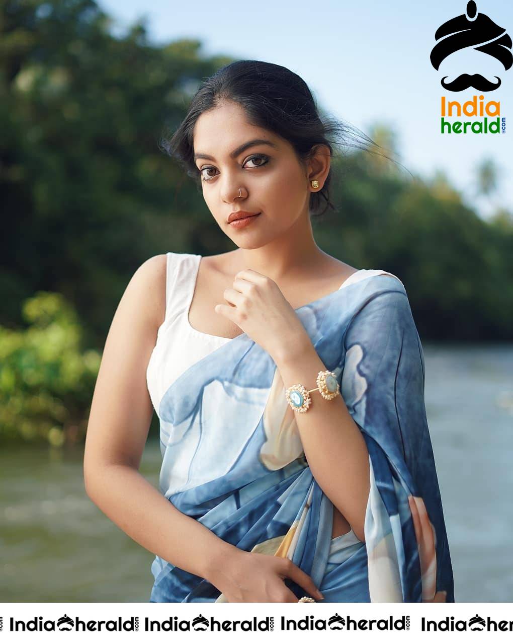 Latest Hot Clicks Of Ahaana Krishna In Light Blue Saree Set 2