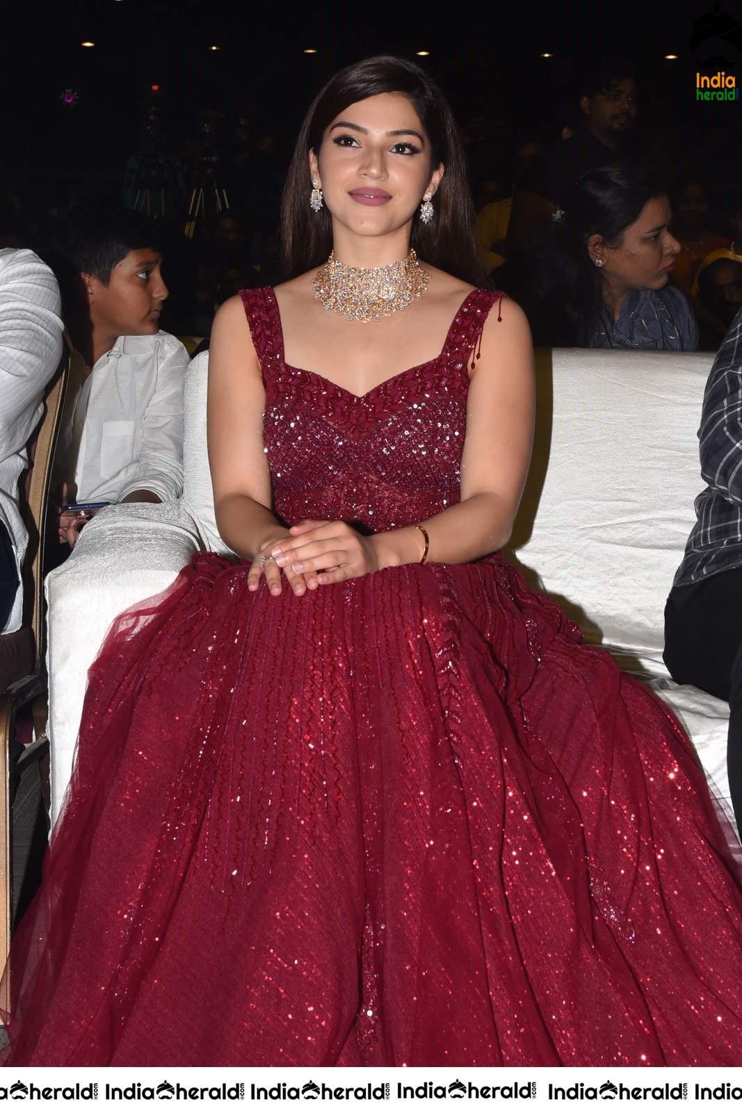 Mehreen Pirzada Looking Gorgeous in Maroon Gown Set 1