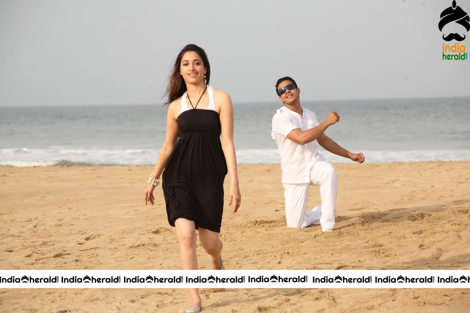 Milky White Beauty Tamannaah Hot and Rare Stills from KK Tamil Movie Set 2