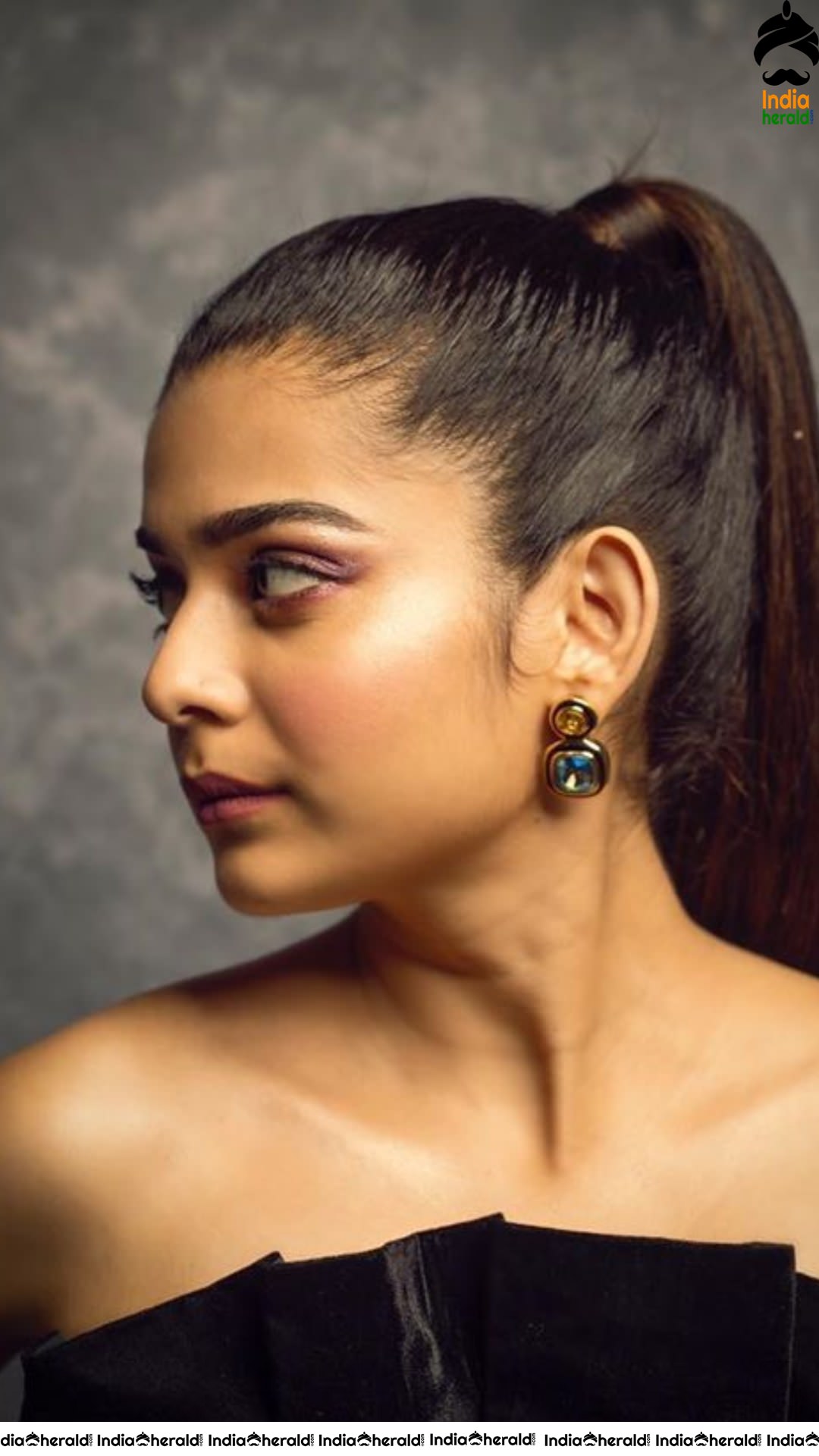 Mithila palkar is too hot and sexy and these photos prove the same