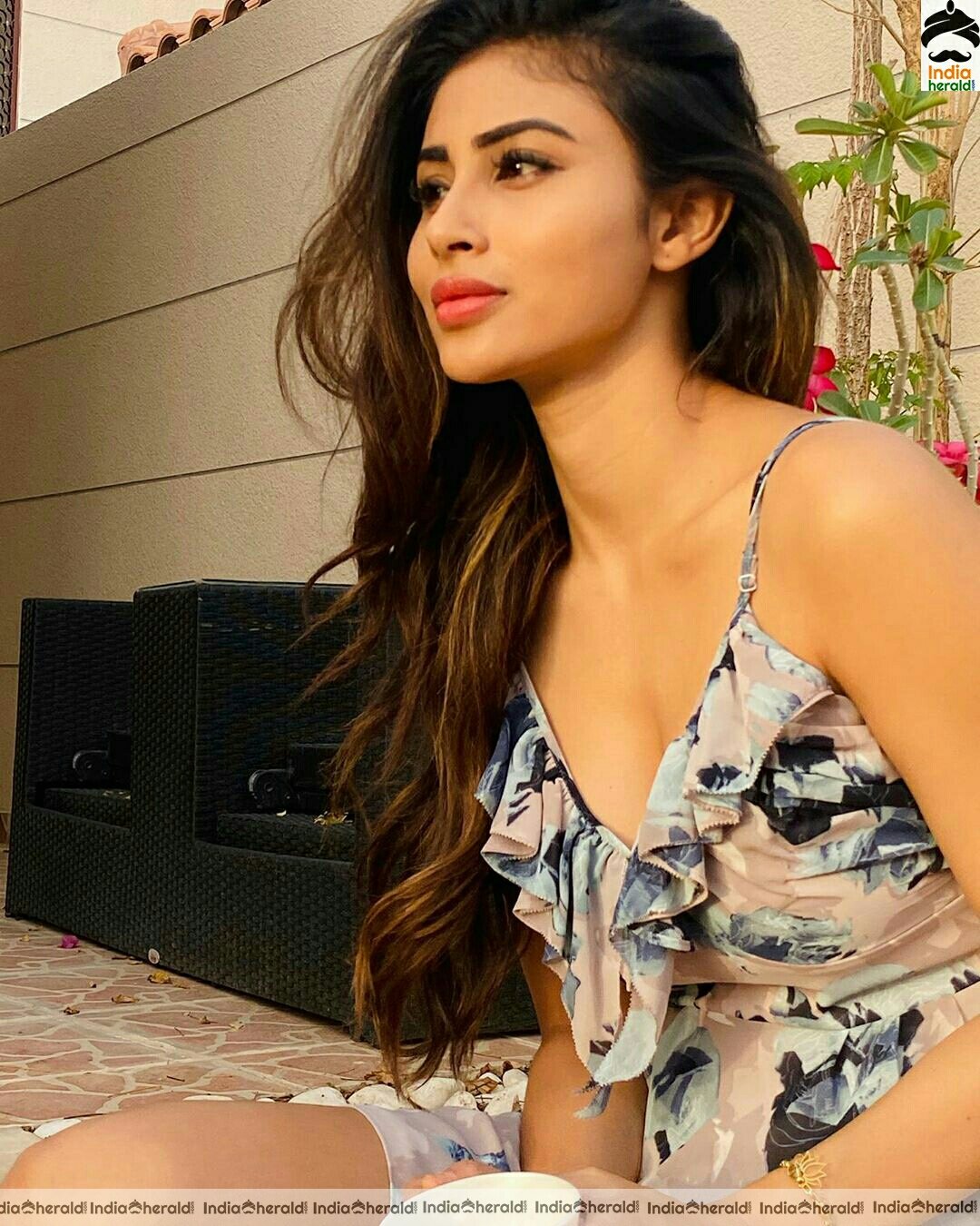 Mouni Roy Hot Latest Stills