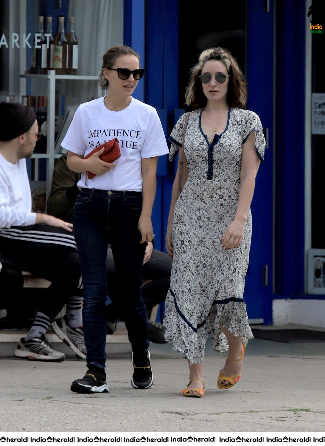 Natalie Portman Caught by Paparazzi as she was seen in Los Angeles