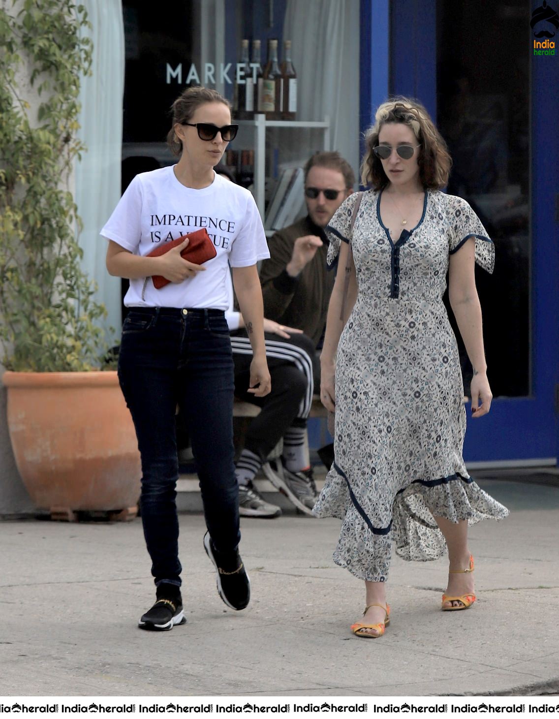 Natalie Portman Caught by Paparazzi as she was seen in Los Angeles