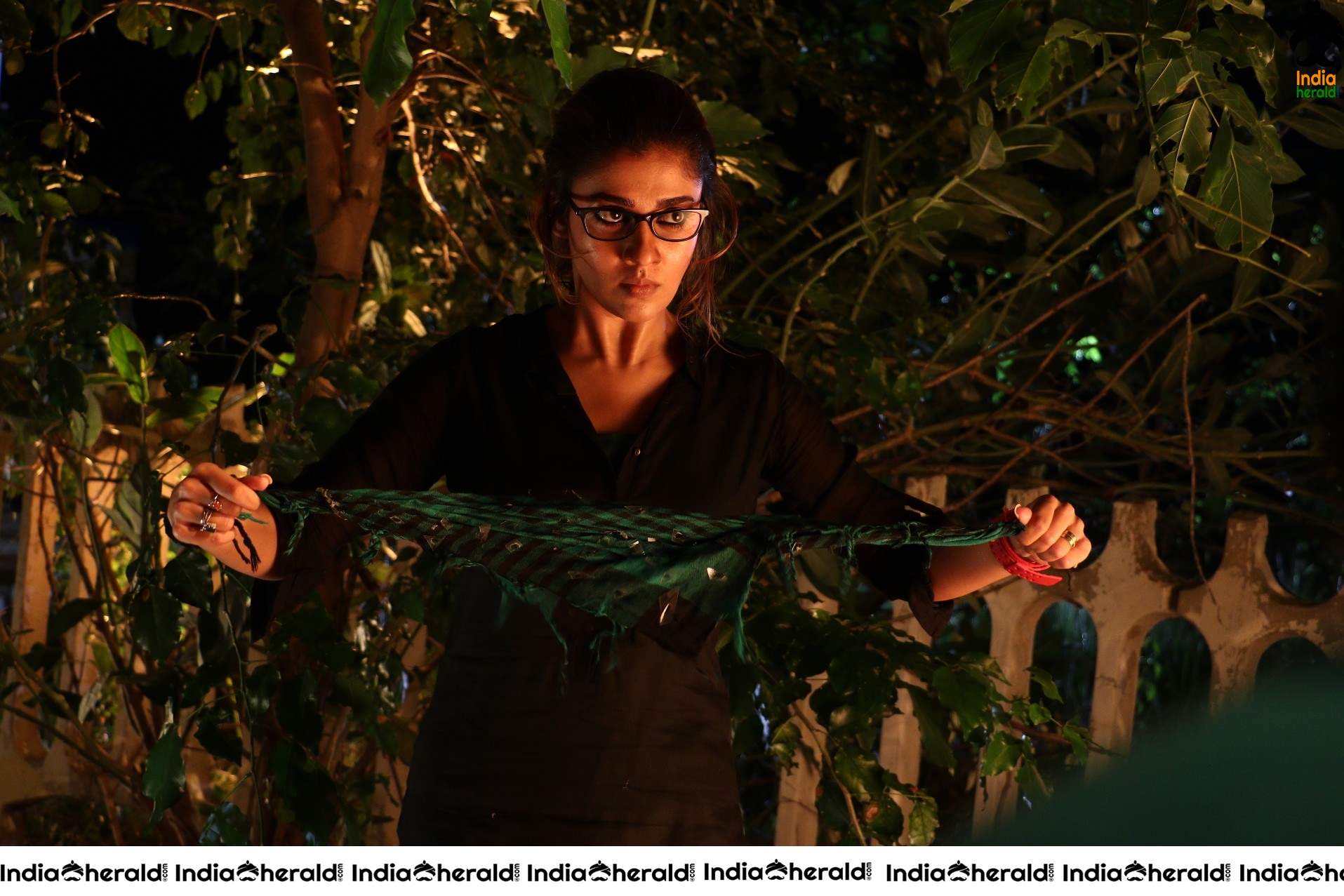 Nayanthara Unseen Hot Photos with Nerd Glasses Set 1